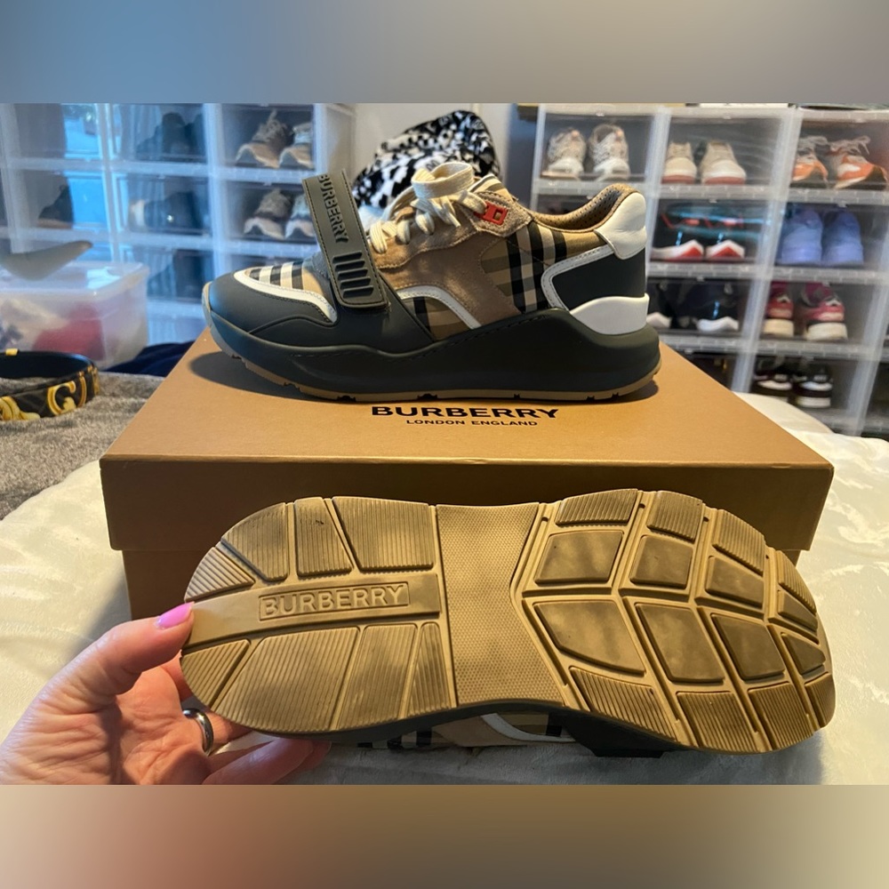Burberry Sneakers